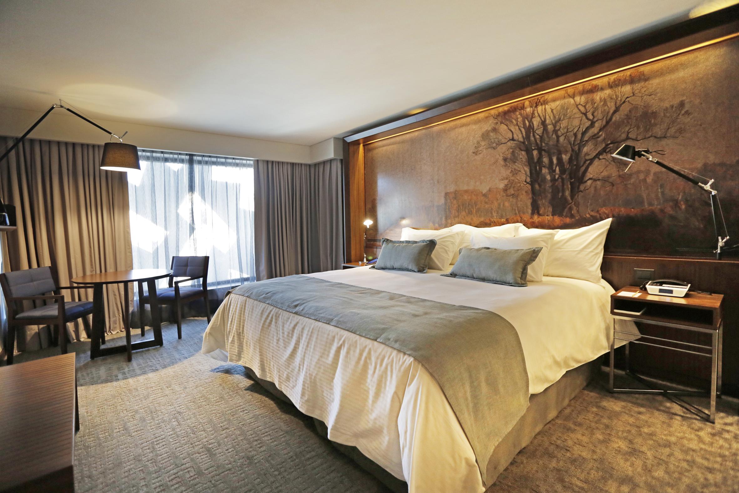 Hotel Cumbres Lastarria Сантьяго Екстер'єр фото A room at the hotel