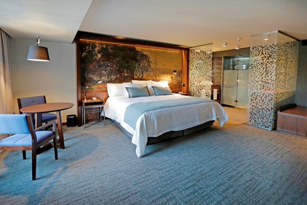Hotel Cumbres Lastarria Сантьяго Екстер'єр фото A room at the hotel