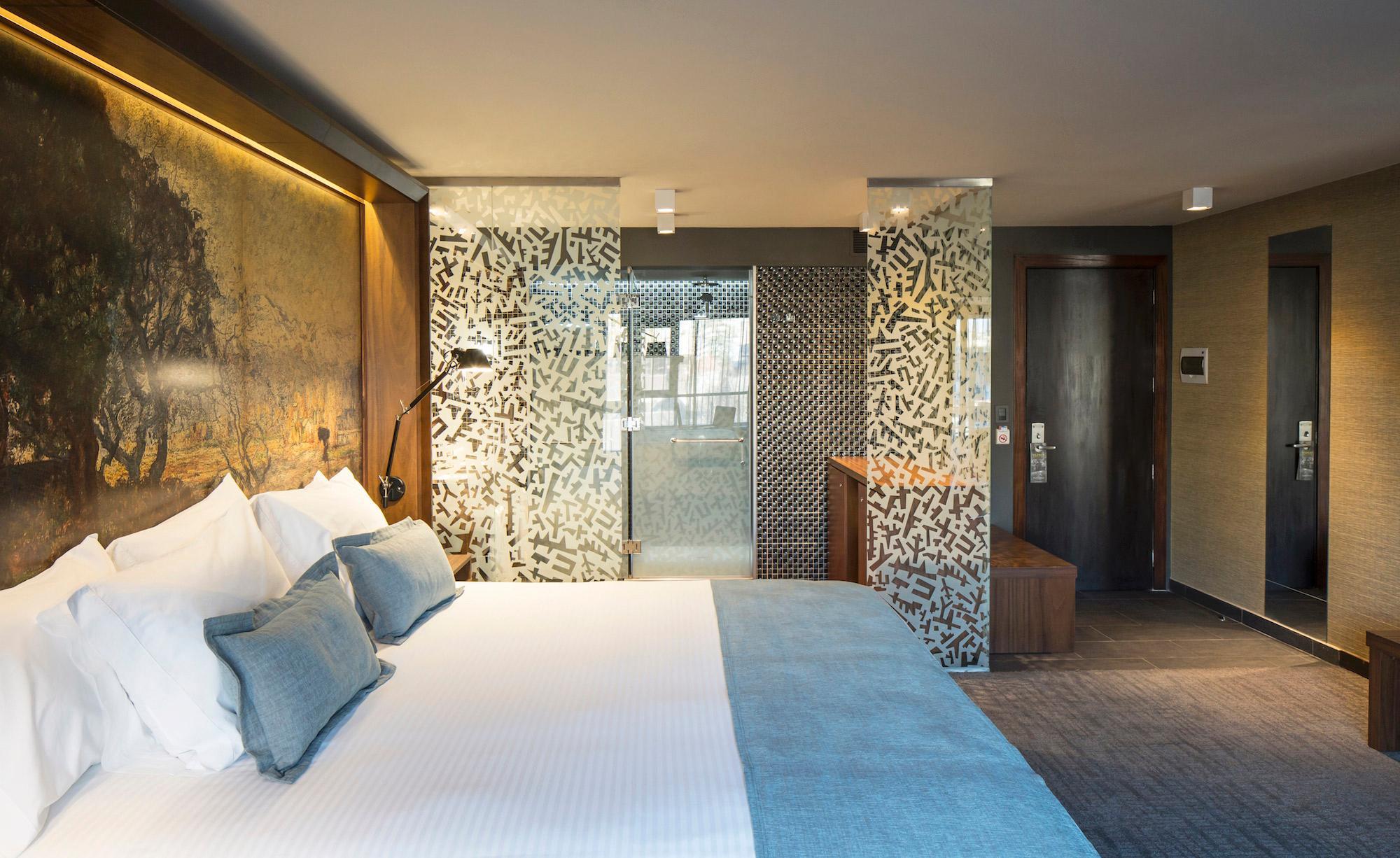 Hotel Cumbres Lastarria Сантьяго Екстер'єр фото A room at the hotel